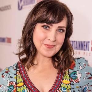 Meet your Posher, Suzanne